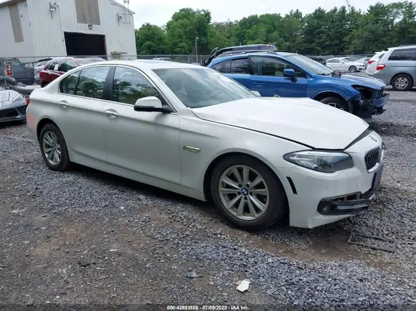 WBA5A7C52GG643466 2016 BMW 5ER - Image 1