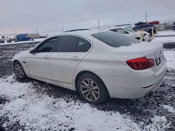 WBA5A7C53GG145051 2016 BMW 5ER - Image 2