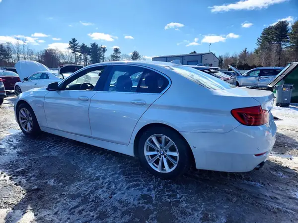 WBA5A7C53GG145227 2016 BMW 5ER - Image 2