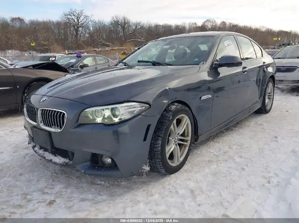 WBA5A7C53GG145521 2016 BMW 5ER - Image 2
