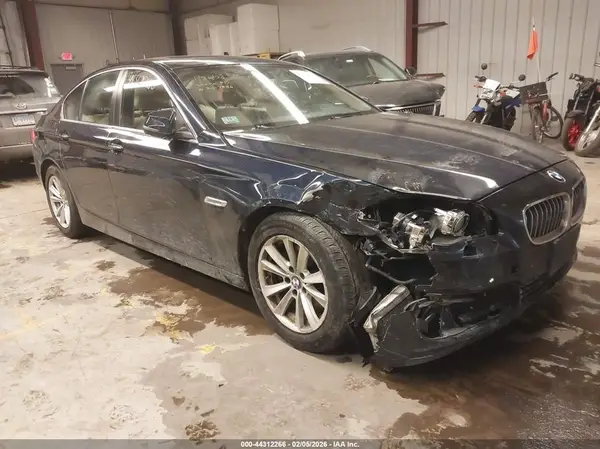 WBA5A7C53GG147298 2016 BMW 5ER - Image 1