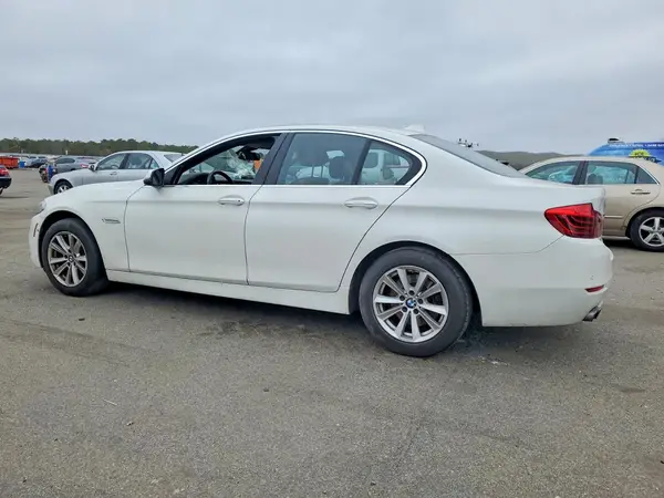 WBA5A7C53GG147706 2016 BMW 5ER - Image 2