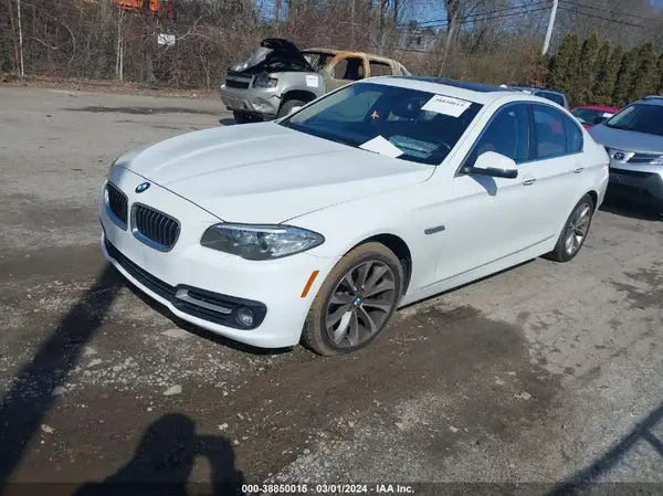 WBA5A7C53GG150637 2016 BMW 5ER - Image 2