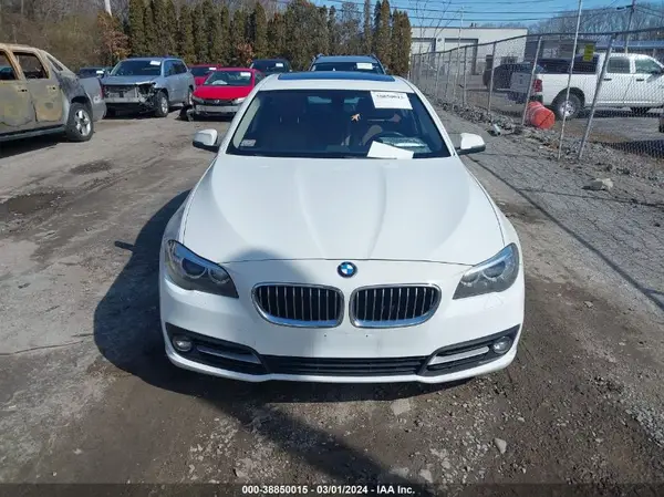 2016 BMW 5 Series auction photo 6