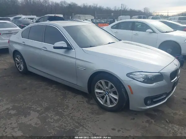 WBA5A7C53GG643055 2016 BMW 5ER - Image 1