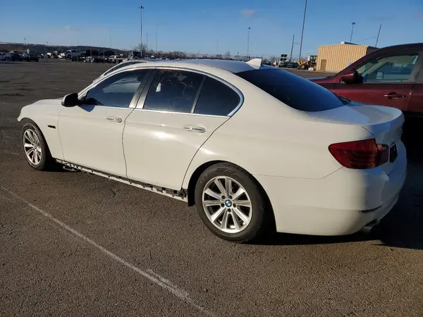 WBA5A7C54GG151800 2016 BMW 5ER - Image 2