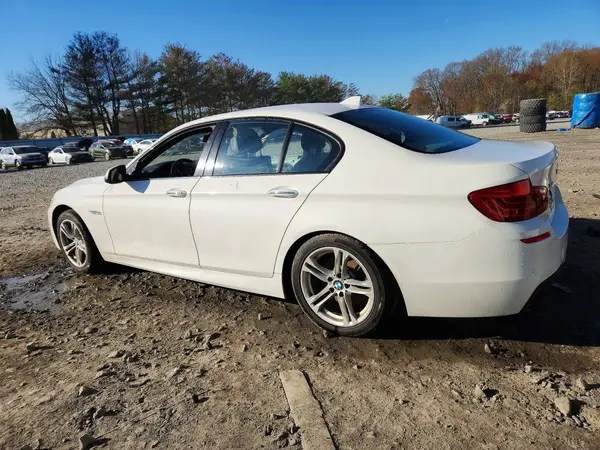 WBA5A7C54GG642867 2016 BMW 5ER - Image 2