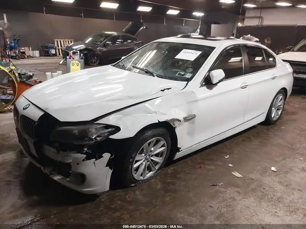 WBA5A7C57GG149667 2016 BMW 5ER - Image 2