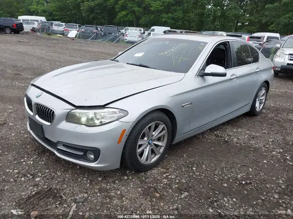 WBA5A7C58GG147913 2016 BMW 5ER - Image 2