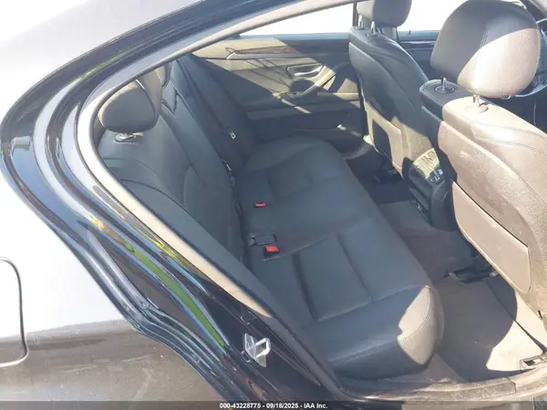 WBA5A7C58GG642113 2016 BMW 5ER - Image 8