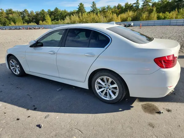 WBA5A7C59GG147399 2016 BMW 5ER - Image 2