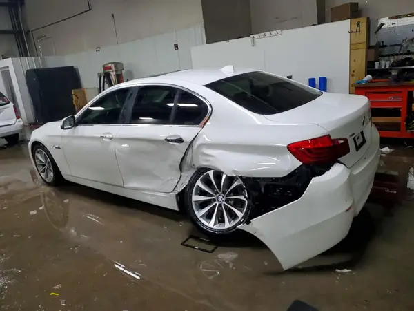 WBA5A7C5XGG144088 2016 BMW 5ER - Image 2
