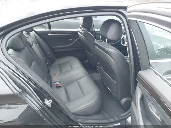 WBA5A7C5XGG152000 2016 BMW 5ER - Image 8