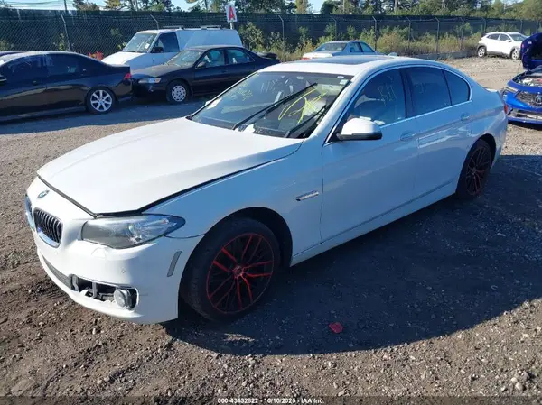 WBA5A7C5XGG642856 2016 BMW 5ER - Image 2