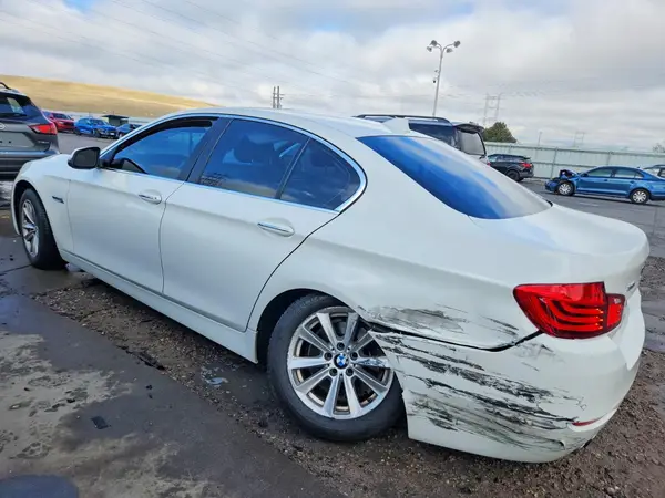 WBA5A7C5XGG643621 2016 BMW 5ER - Image 2