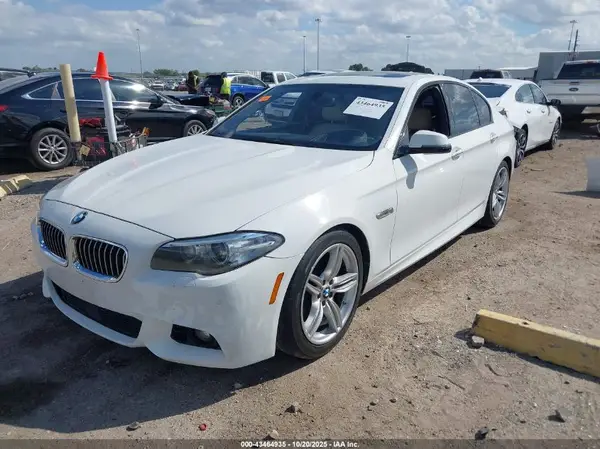 WBA5B1C50GG128962 2016 BMW 5ER - Image 2