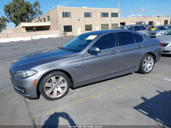 WBA5B1C51GG551064 2016 BMW 5ER - Image 2