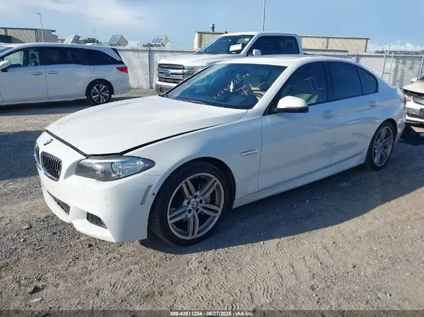 WBA5B1C52GG129384 2016 BMW 5ER - Image 2