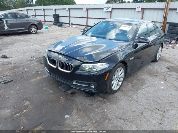 WBA5B1C52GG132107 2016 BMW 5ER - Image 2