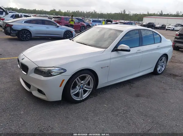 WBA5B1C55GG133333 2016 BMW 5ER - Image 2