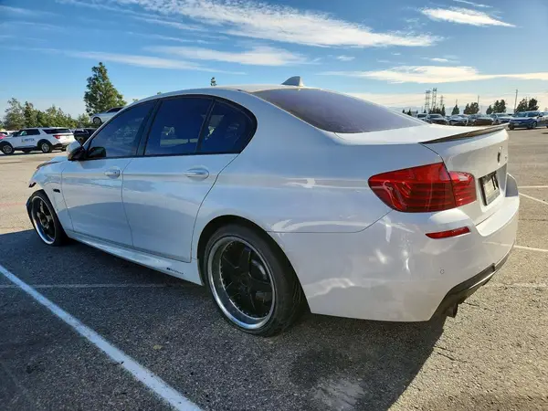 WBA5B1C56GG552260 2016 BMW 5ER - Image 2