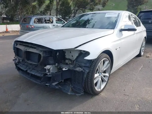WBA5B1C57GG133043 2016 BMW 5ER - Image 2