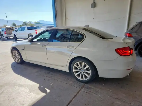 WBA5B1C58GG553023 2016 BMW 5ER - Image 2