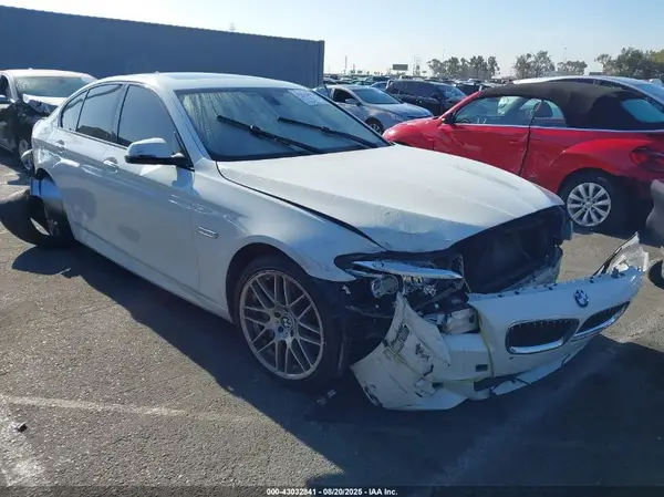 WBA5B1C5XGG551676 2016 BMW 5ER - Image 1
