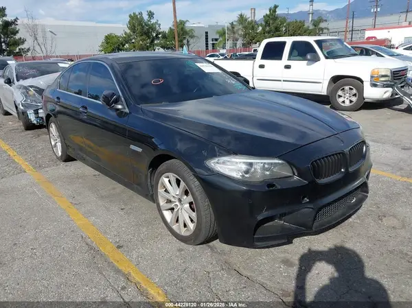WBA5B1C5XGG552617 2016 BMW 5ER - Image 1