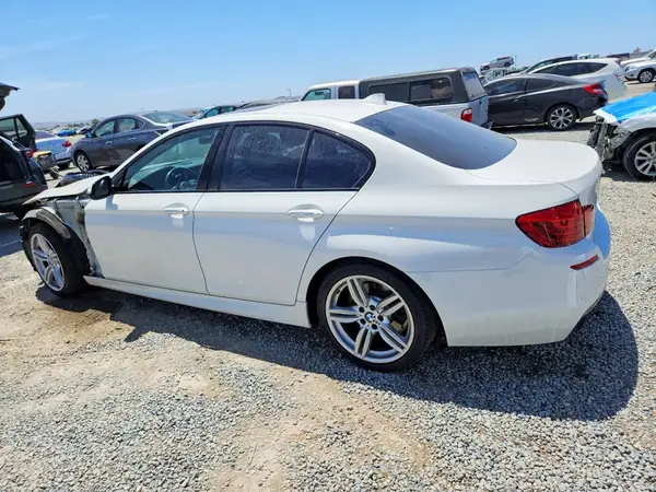 WBA5B1C5XGG553105 2016 BMW 5ER - Image 2