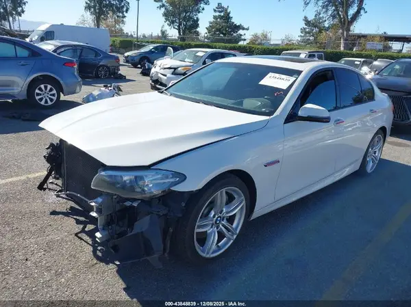 WBA5B1C5XGG553864 2016 BMW 5ER - Image 2