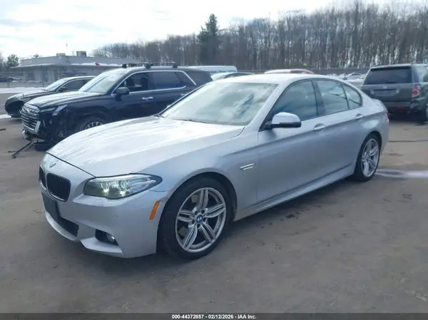 WBA5B3C59GG258640 2016 BMW 5ER - Image 2