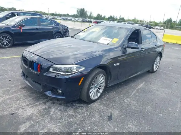 WBA5B3C5XGG256900 2016 BMW 5ER - Image 2