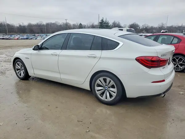 WBA5M2C38HG811637 2017 BMW 5ER - Image 2
