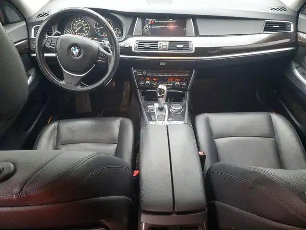 WBA5M2C38HG811637 2017 BMW 5ER - Image 8