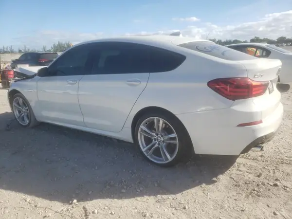 WBA5M2C52GG499010 2016 BMW 5ER - Image 2