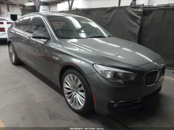 WBA5M4C3XHD187207 2017 BMW 5ER - Image 1