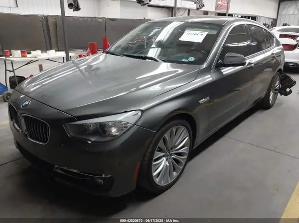 WBA5M4C3XHD187207 2017 BMW 5ER - Image 2