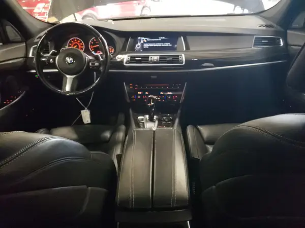 WBA5M4C50HD186987 2017 BMW 5ER - Image 8