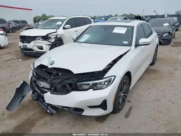 WBA5R1C02LFH42964 2020 BMW 3ER - Image 2