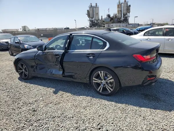 WBA5R1C05LFH45373 2020 BMW 3ER - Image 2