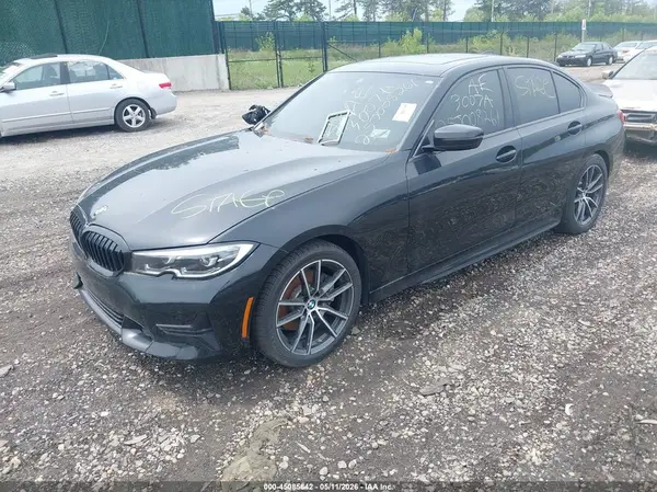 WBA5R1C06LFH34916 2020 BMW 3ER - Image 2