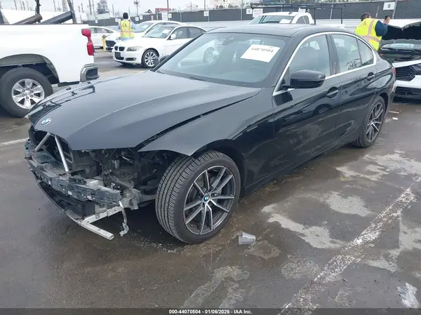 WBA5R1C06LFH39341 2020 BMW 3ER - Image 2