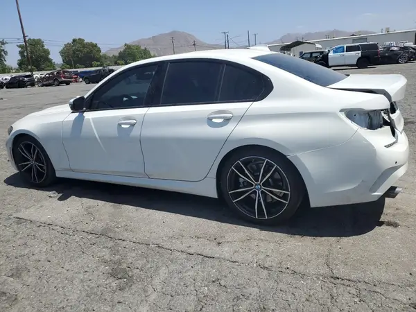 WBA5R1C50KAK08303 2019 BMW 3ER - Image 2
