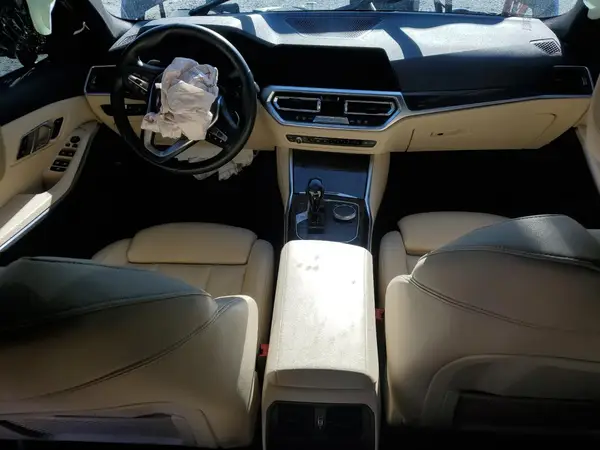 WBA5R1C50KAK10701 2019 BMW 3ER - Image 8