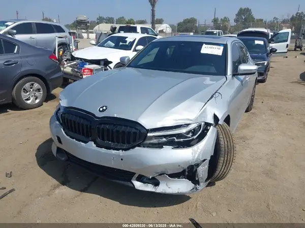 WBA5R1C50KAK12383 2019 BMW 3ER - Image 2