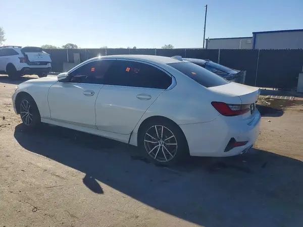 WBA5R1C50KAK12741 2019 BMW 3ER - Image 2