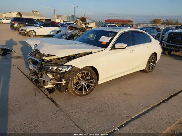 WBA5R1C50KFH28796 2019 BMW 3ER - Image 2