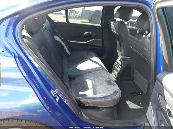 WBA5R1C51KAE81656 2019 BMW 3ER - Image 8