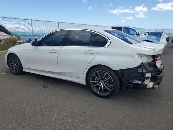 WBA5R1C51KAE81706 2019 BMW 3ER - Image 2